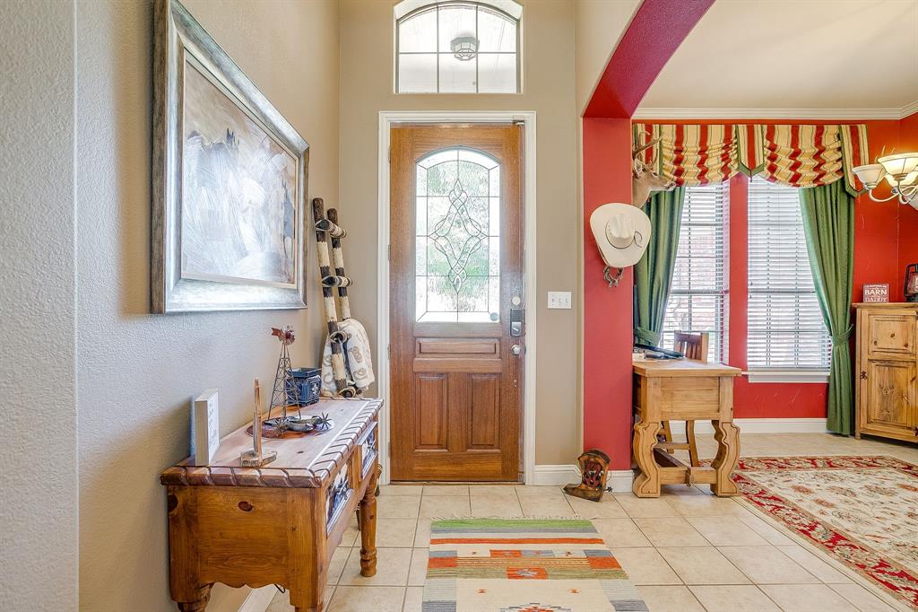 709 Lonesome Prairie Trail