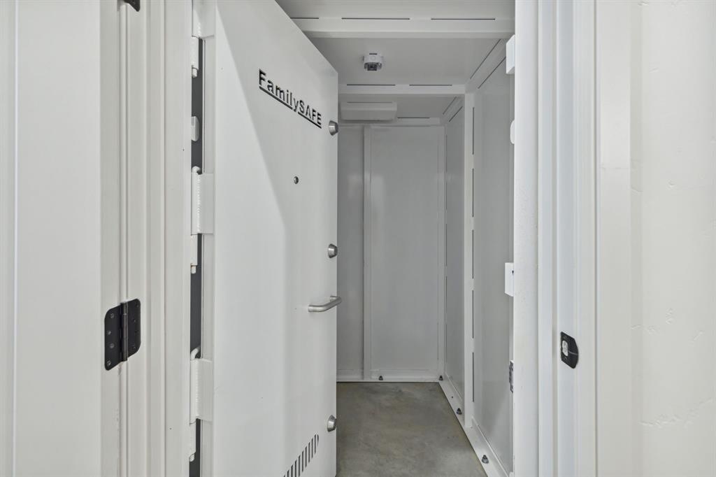 Country Club Village - Residential