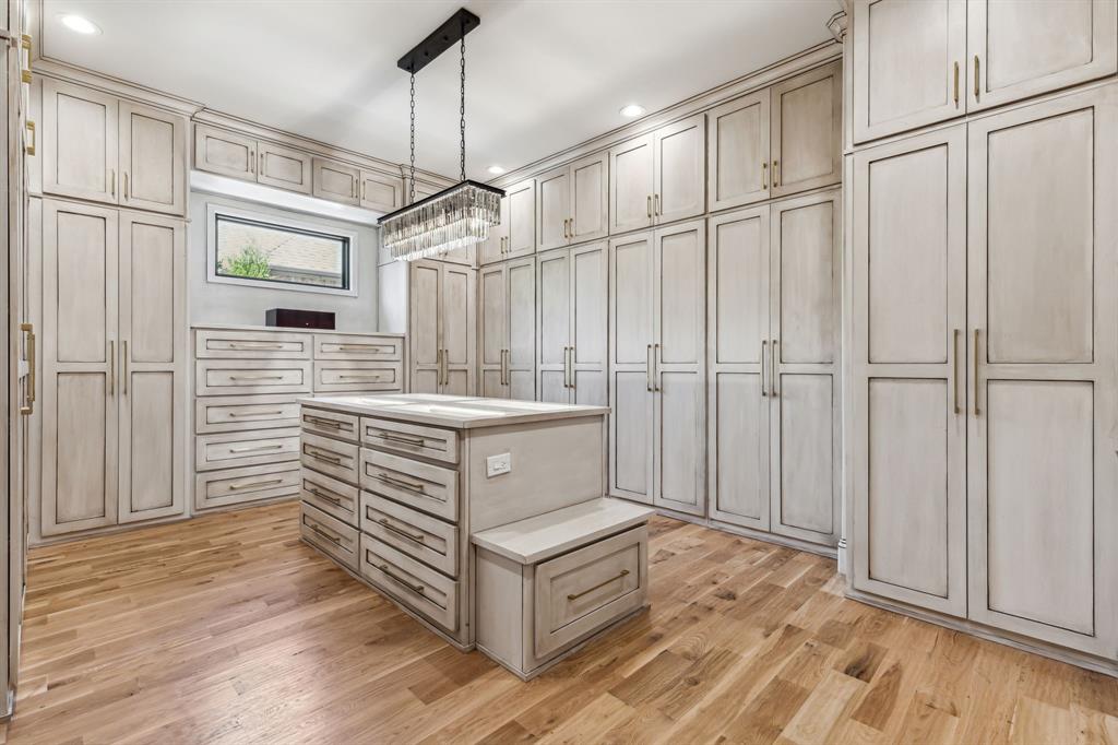 Country Club Village - Residential