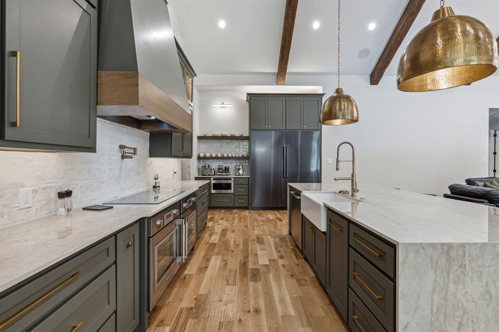 Country Club Village - Residential