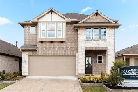 2208 Walden Pond Boulevard Forney TX 75126