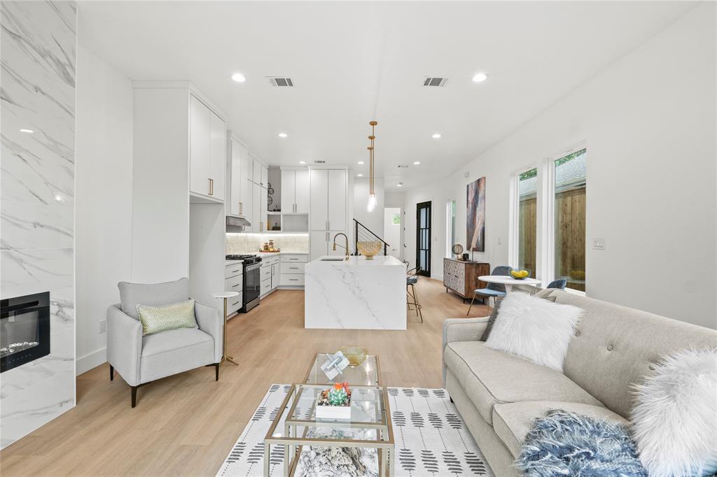 Freemans Columbia Ave - Residential