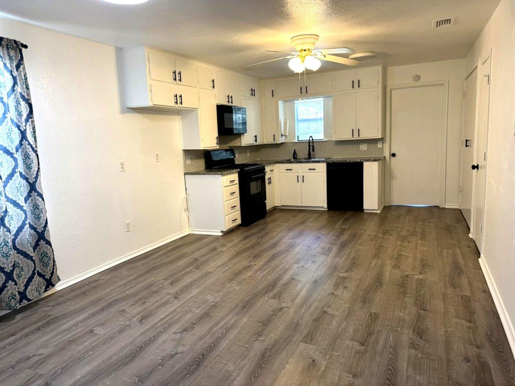 Original Town Paradise - Residential