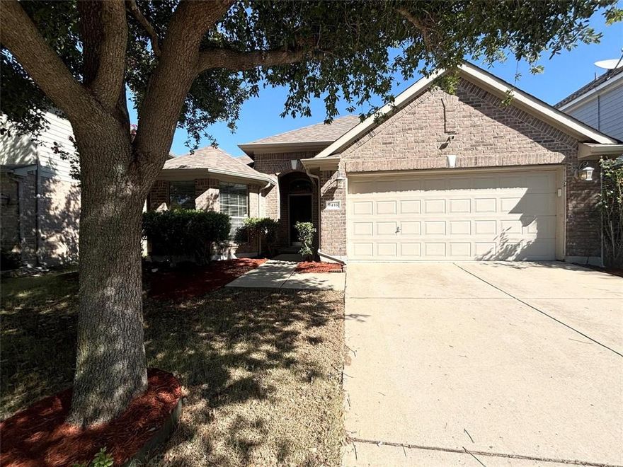 Brand new floors. This McKinney single-story home offers a two-car garage, a covered back patio area, a fireplace, stainless steel appliances, granite kitchen countertops, a walk-in master closet and a master bathroom with dual sinks and a separate shower and tub.
