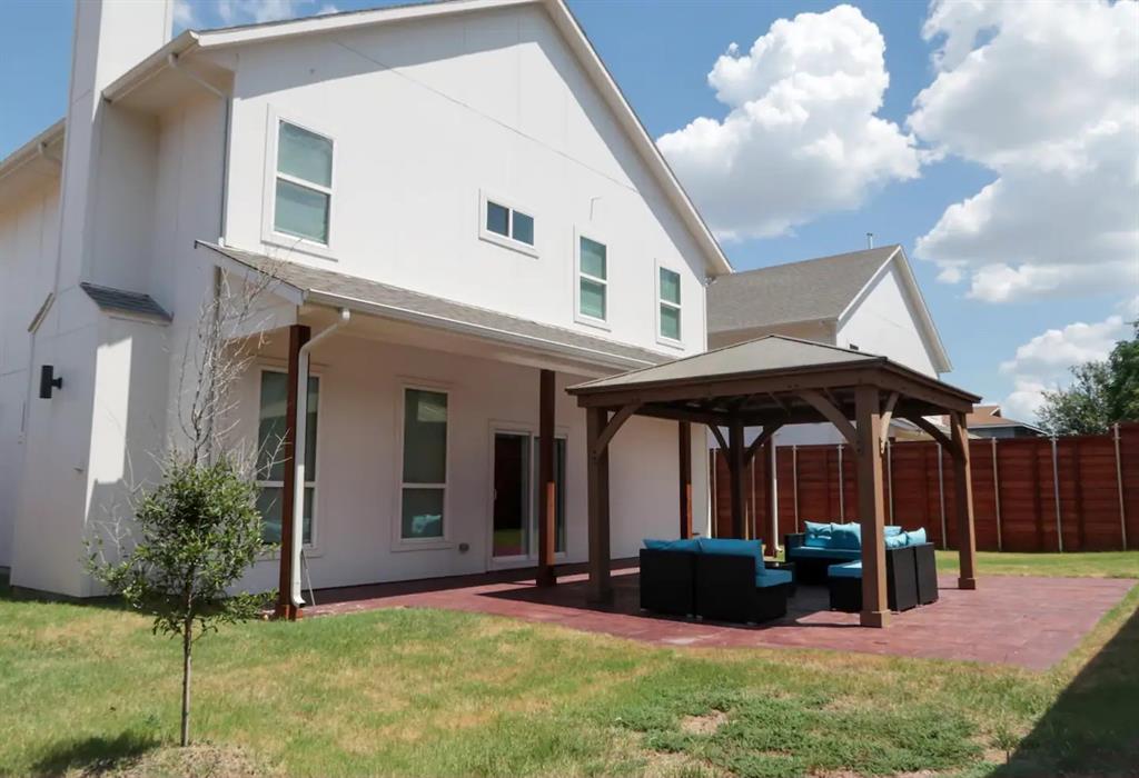 Victory Gardens - Residential