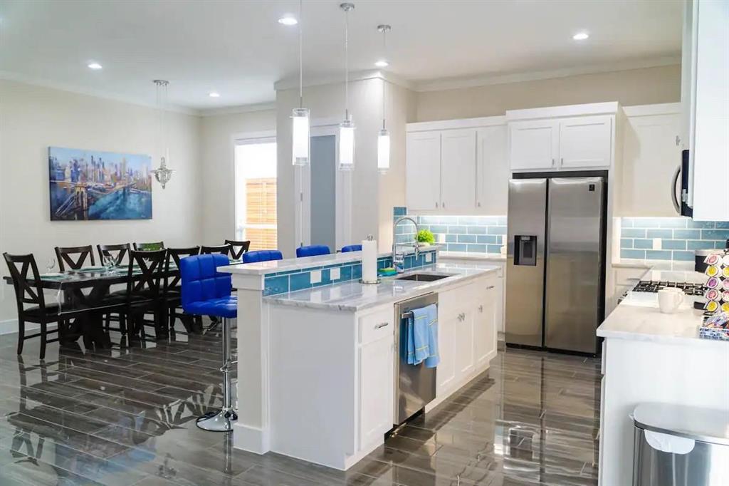 Victory Gardens - Residential