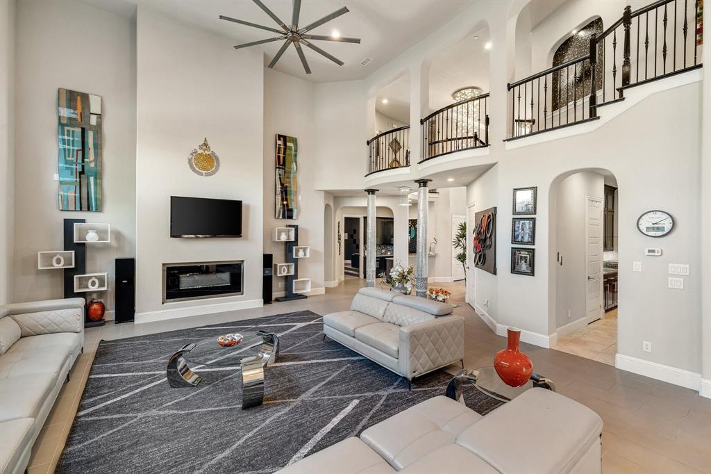 Richwoods Ph Five - Residential