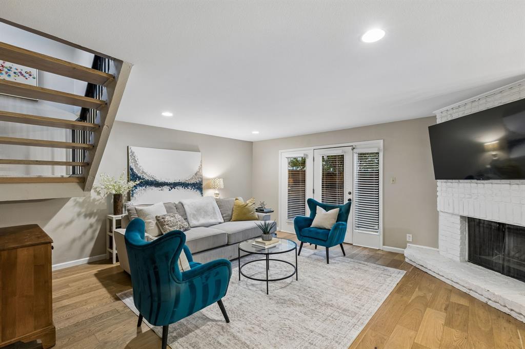 9622 Highland View Drive