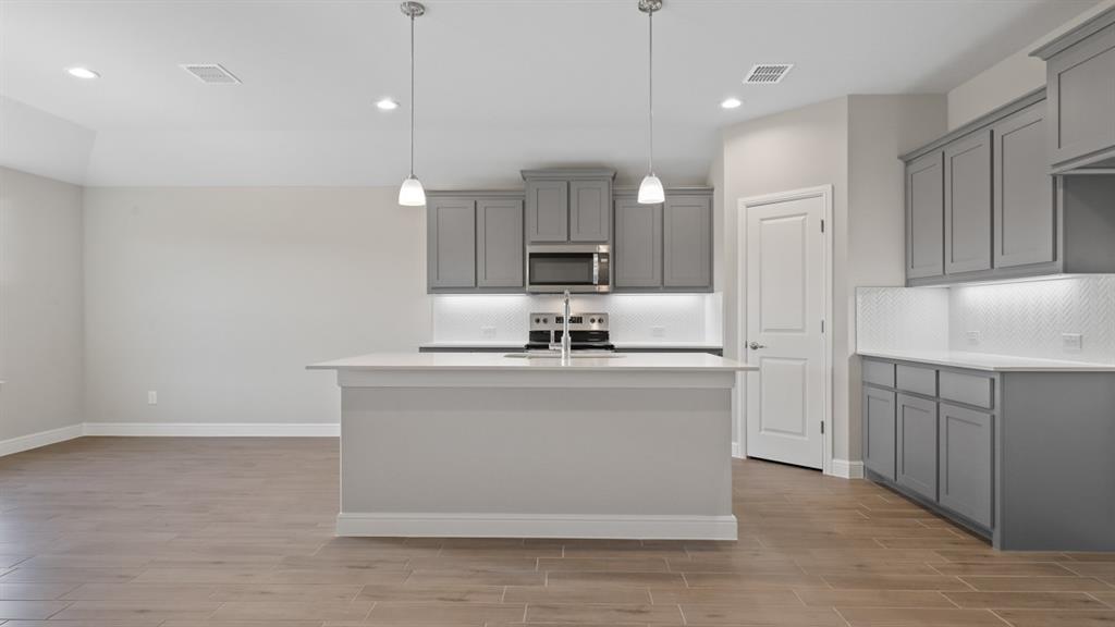 1301 HONEY CREEK Drive