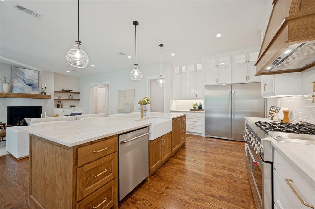 14540 Tamerisk Lane