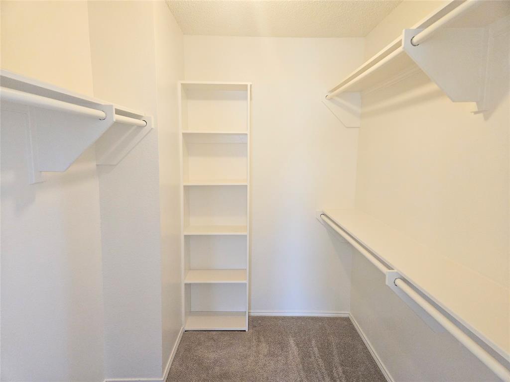 HUNTINGTON VILLAGE ADDITION - Residential Lease