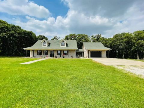 207 Emberson Chapel Road Pilot Point TX 76258