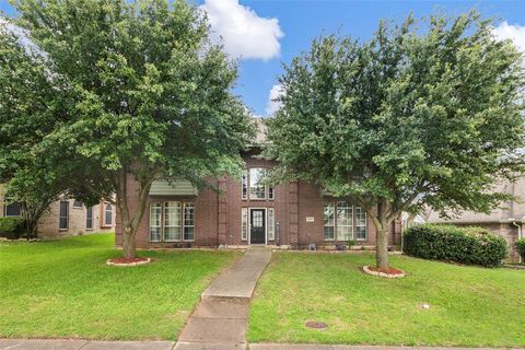1528 Mill Creek Drive DeSoto TX 75115