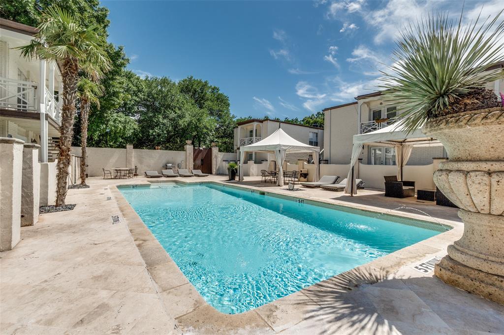 Bella Gardens Condos - Residential