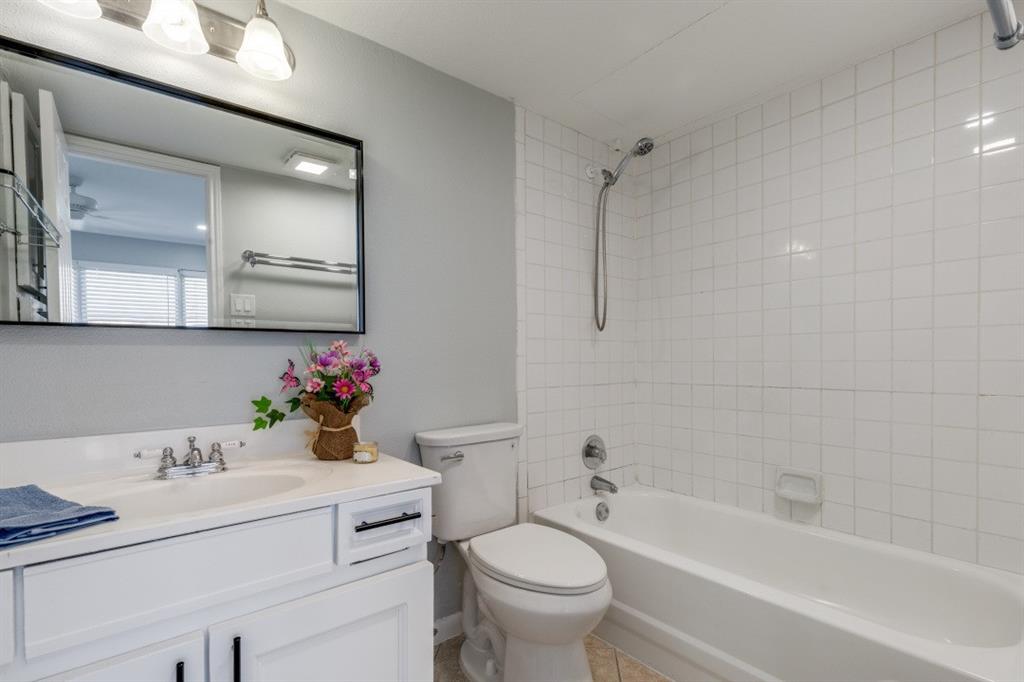 Cole Ave Condo 4221 - Residential