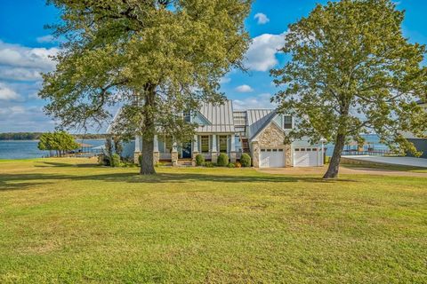 A home in Corsicana