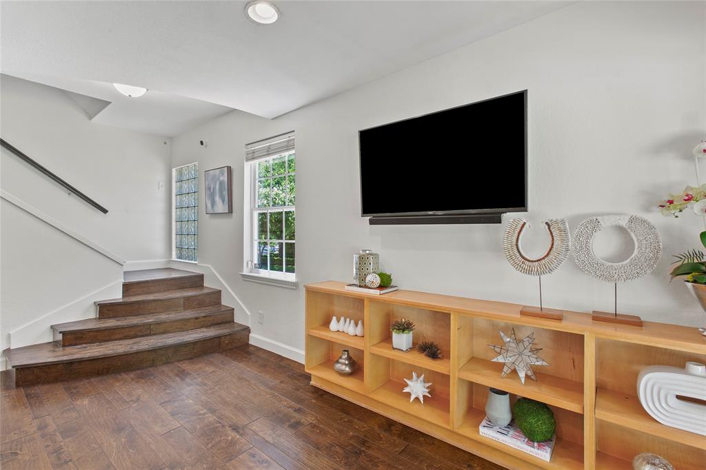 Oak Cliff Annex - Residential