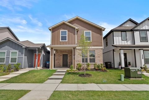 Photo of 3053 Pecan Farm Lane, Fort Worth, TX 76140 (MLS # 21250482)