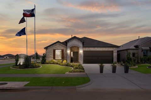 Photo of 1808 Apache Circle, Cleburne, TX 76033 (MLS # 21197924)