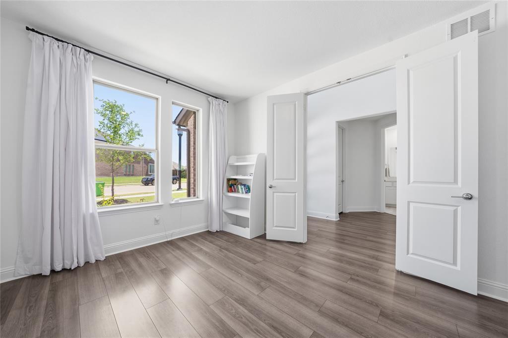 1400 Kurelek Drive