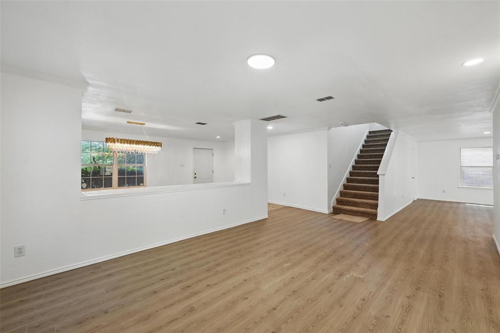 4800 Sleepy Ridge Circle