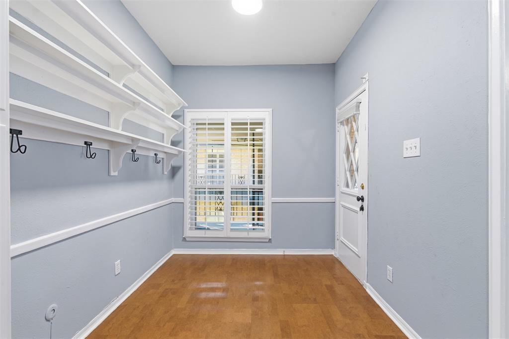 Fountain Royale Orleans W - Residential