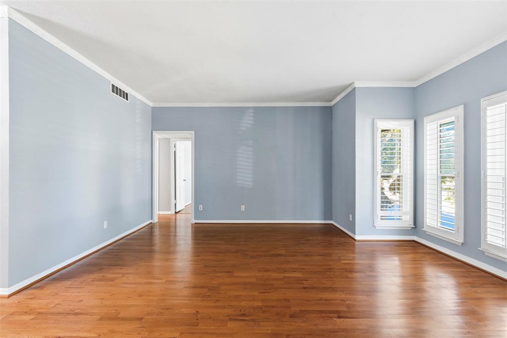 Fountain Royale Orleans W - Residential