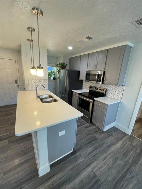 Tiny photo for 822 Johnnie Row, Seagoville, TX 75159 (MLS # 21319553)