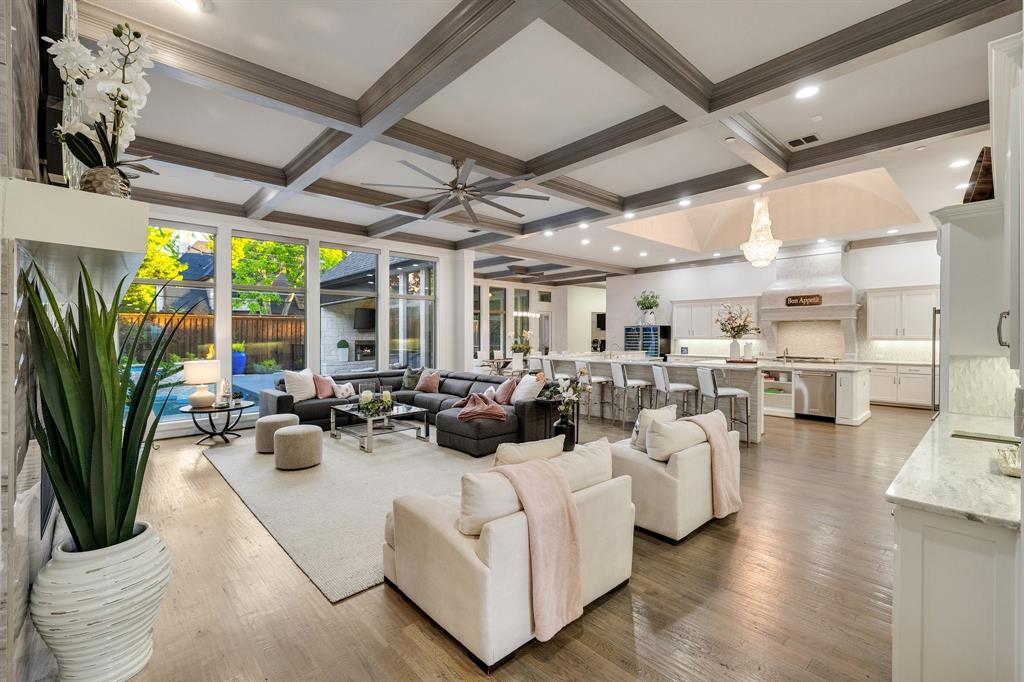 Biglot - Residential