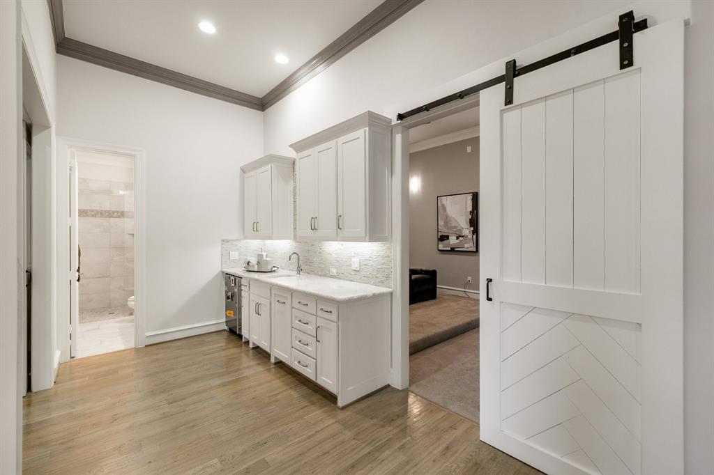 Biglot - Residential