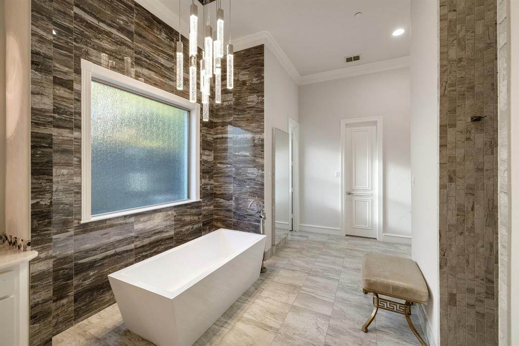 Biglot - Residential