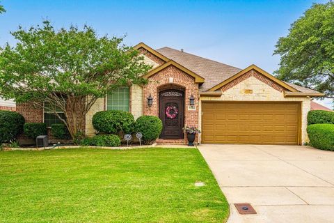 Photo of 5204 Appalachian Way, Fort Worth, TX 76123 (MLS # 21286121)