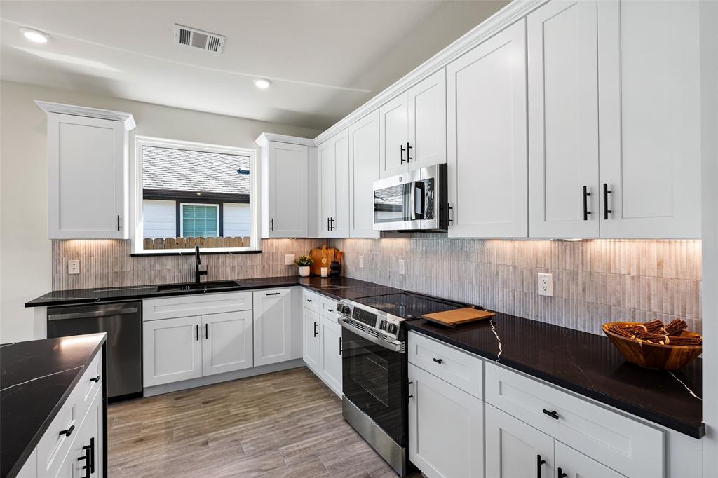 Canyon Creek - Residential