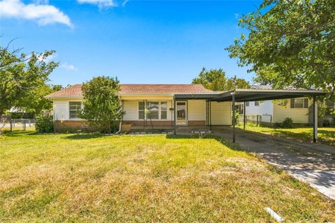 Photo of 5130 Vicki Street, Haltom City, TX 76117 (MLS # 21348505)