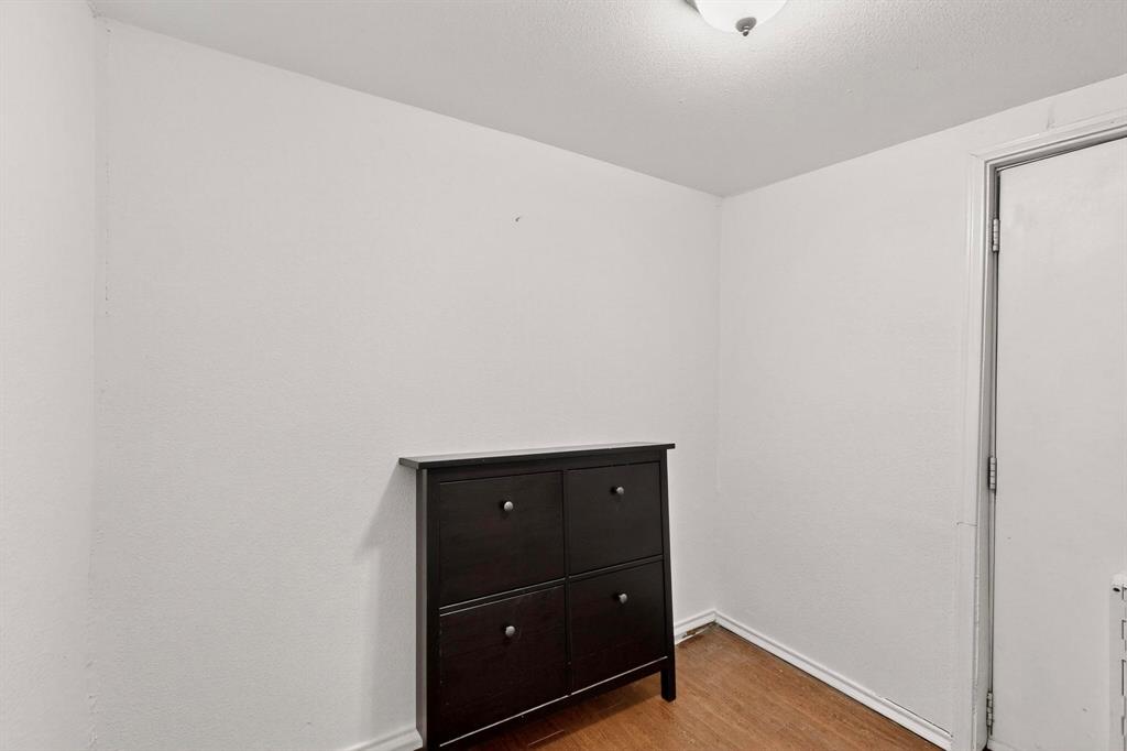 Robert Moore - Residential Lease