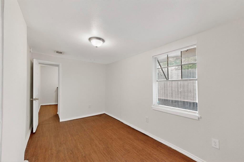 Robert Moore - Residential Lease