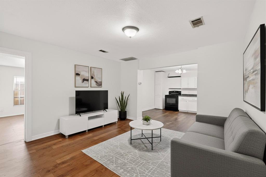 Robert Moore - Residential Lease