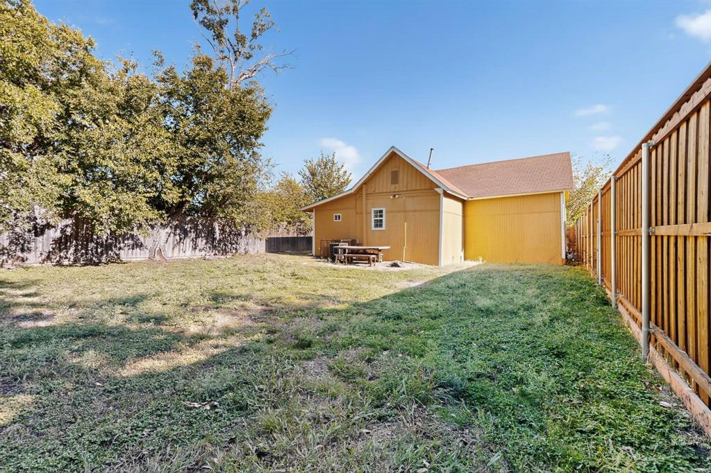 Robert Moore - Residential Lease