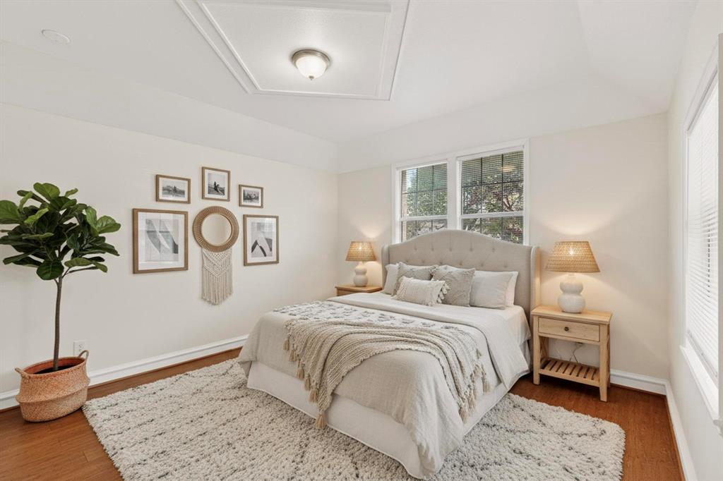 Robert Moore - Residential Lease