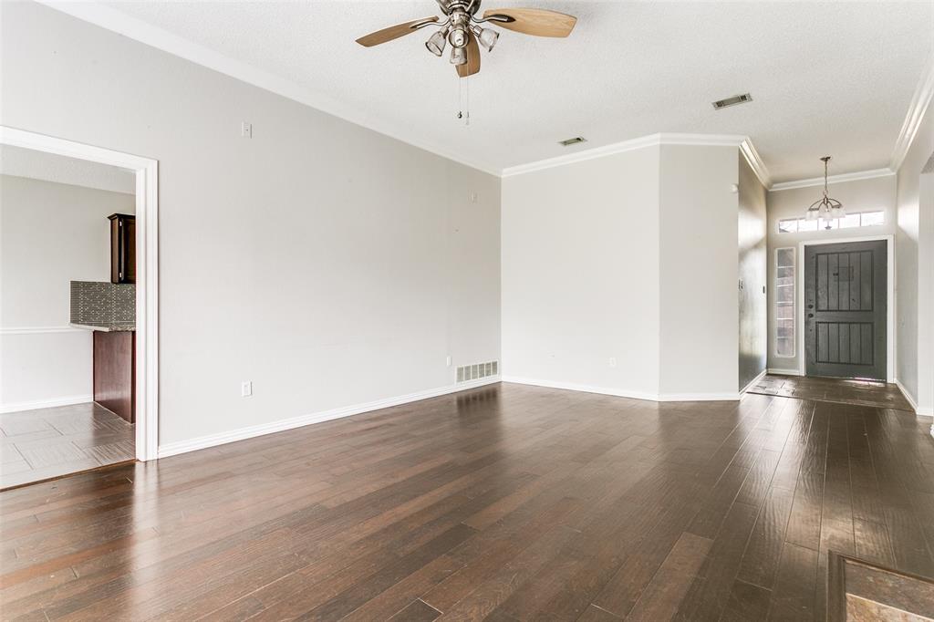 2704 Scrimshire Court