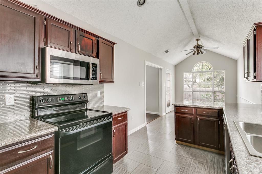 2704 Scrimshire Court