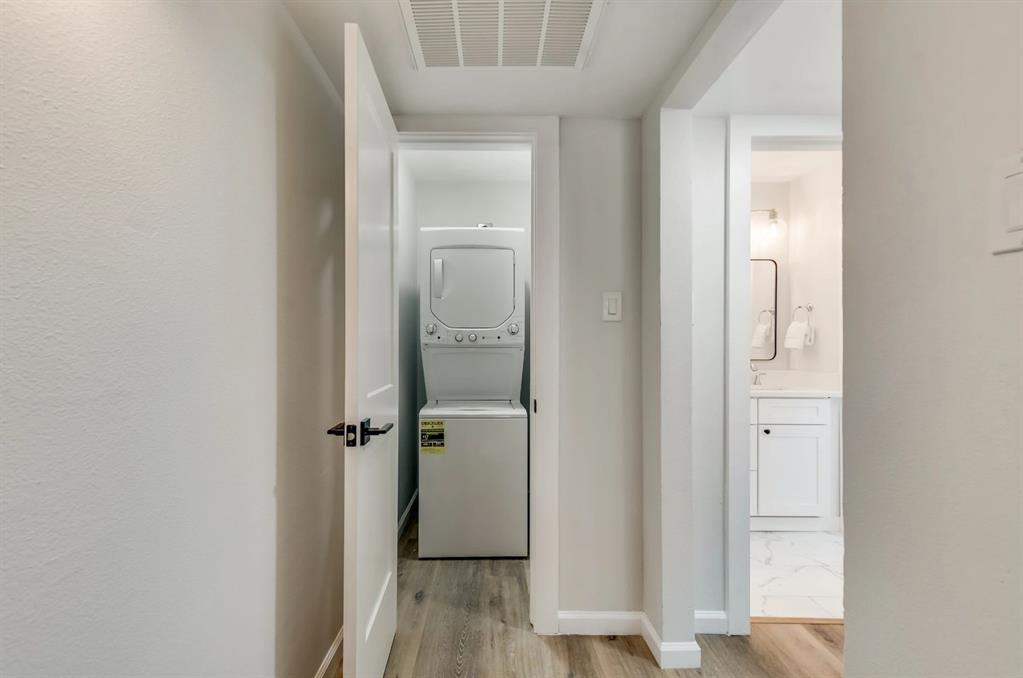 Elsmere - Residential Lease