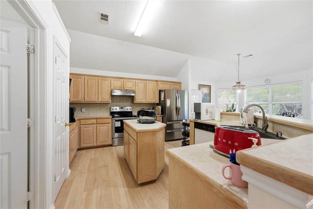 7451 Stonybrooke Drive