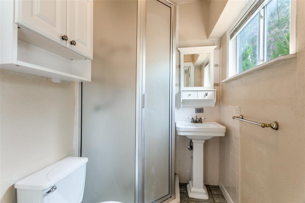 Bluebonnet Hills - Residential Lease