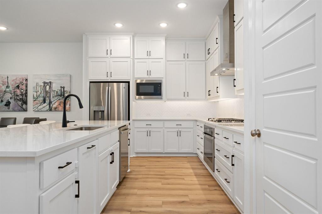 2014 White Grove Drive