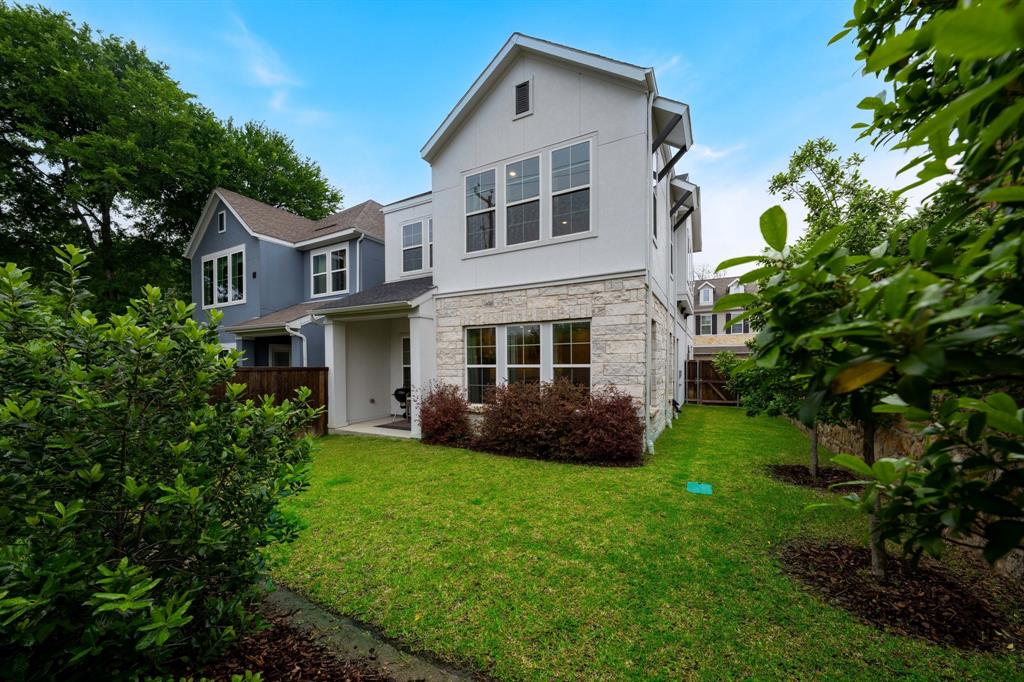 Grove at White Rock Hills - Residential