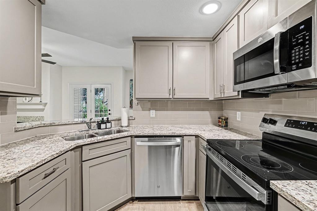 Parkway Quarters Condos - Residential