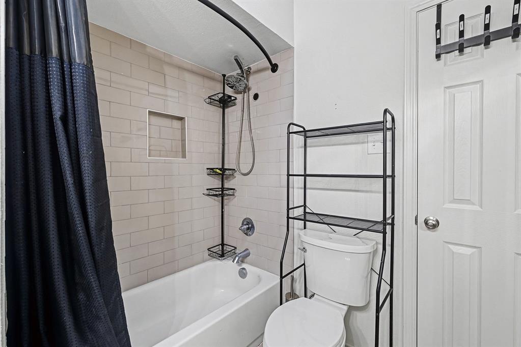 Parkway Quarters Condos - Residential