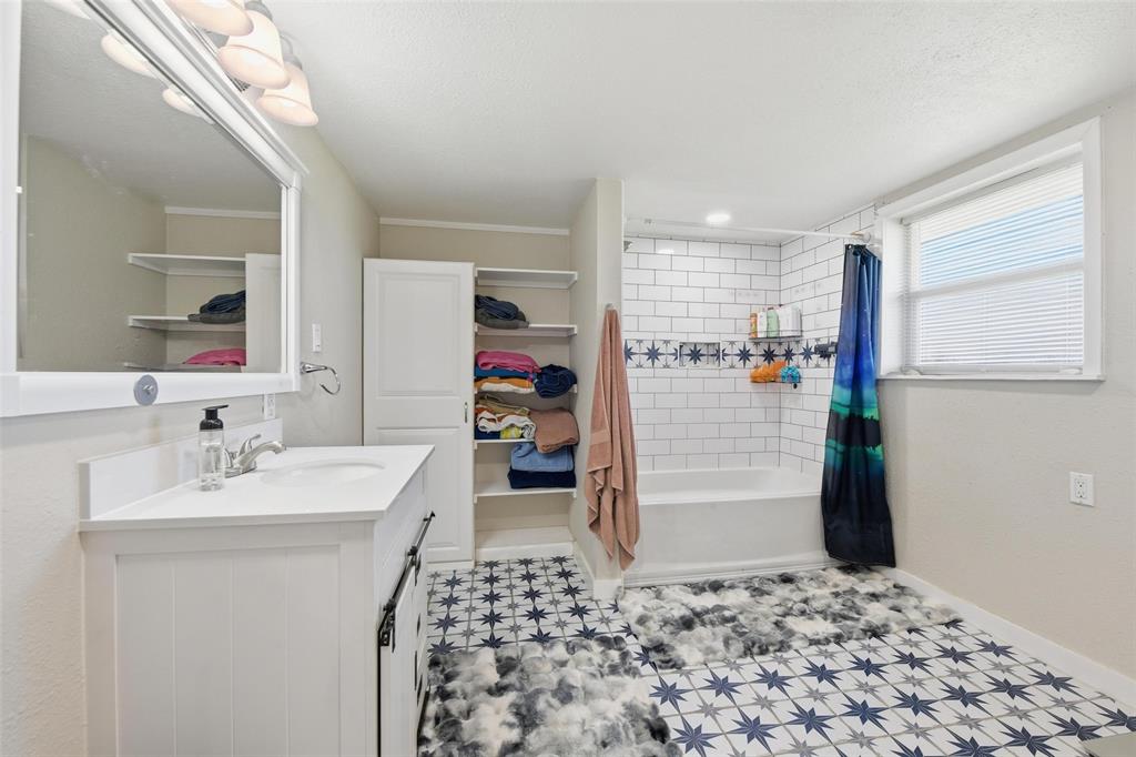 PIERCE ESTATES - Residential