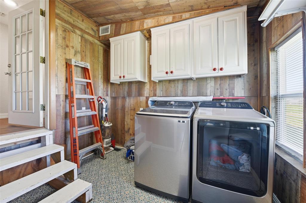 PIERCE ESTATES - Residential